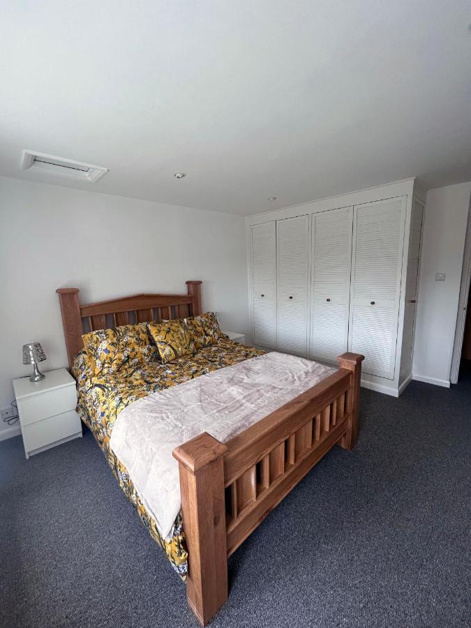 Seascape Penthouse With Free Parking
